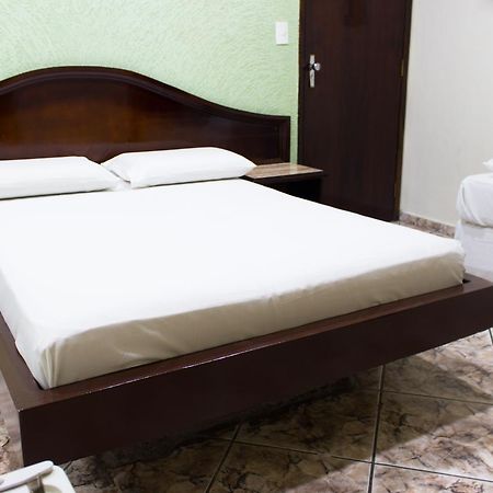 Hotel Valadares Núcleo Bandeirante 외부 사진